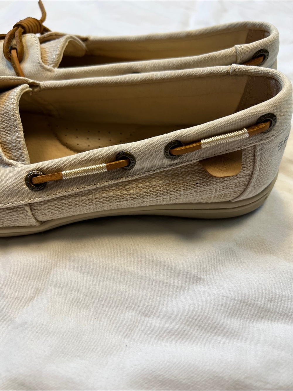 Sperry Women's Light Beige Canvas Moccasins with Brown Laces - Picture 4 of 9
